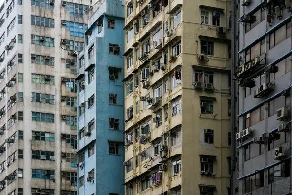 ARCHITECTURE — 32